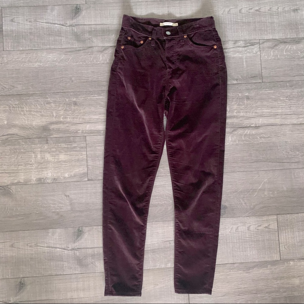 Levi’s: High waist, velvet skinny jeans
